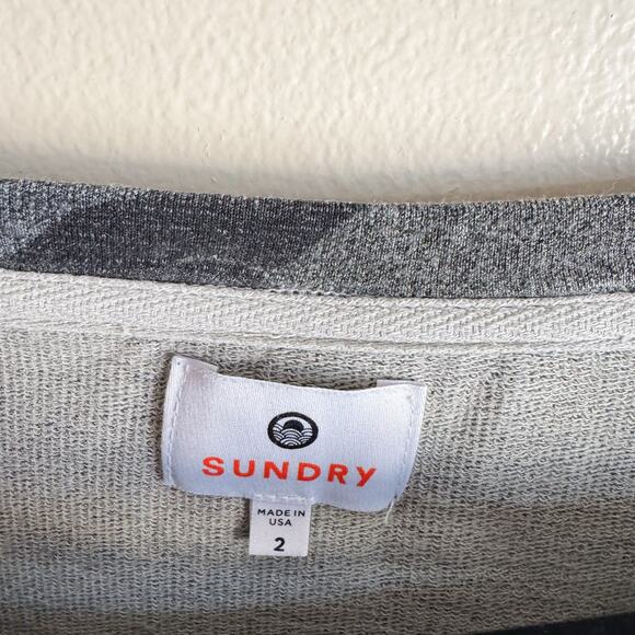 Sundry Green Camo Wide Neck Off Shoulder Pullover Sweatshirt - Size 2 or Medium - Picture 3 of 8